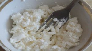 Салат с помидорами и рикоттой