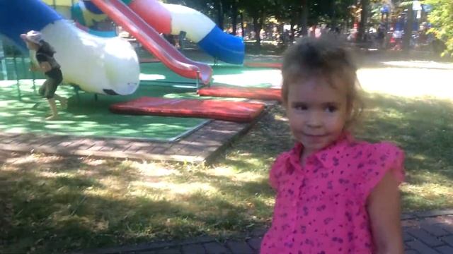 Влог ! Парк,горки, лошадки !Супер день!Good day! смотреть онлайн