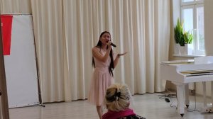 Надежда поёт Надирова Алиса