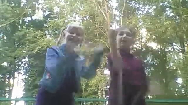 Наш первый клип. Идиоты. Исполнитель - Марьяна Ро-Не судите строго пожалуйста смотреть онлайн