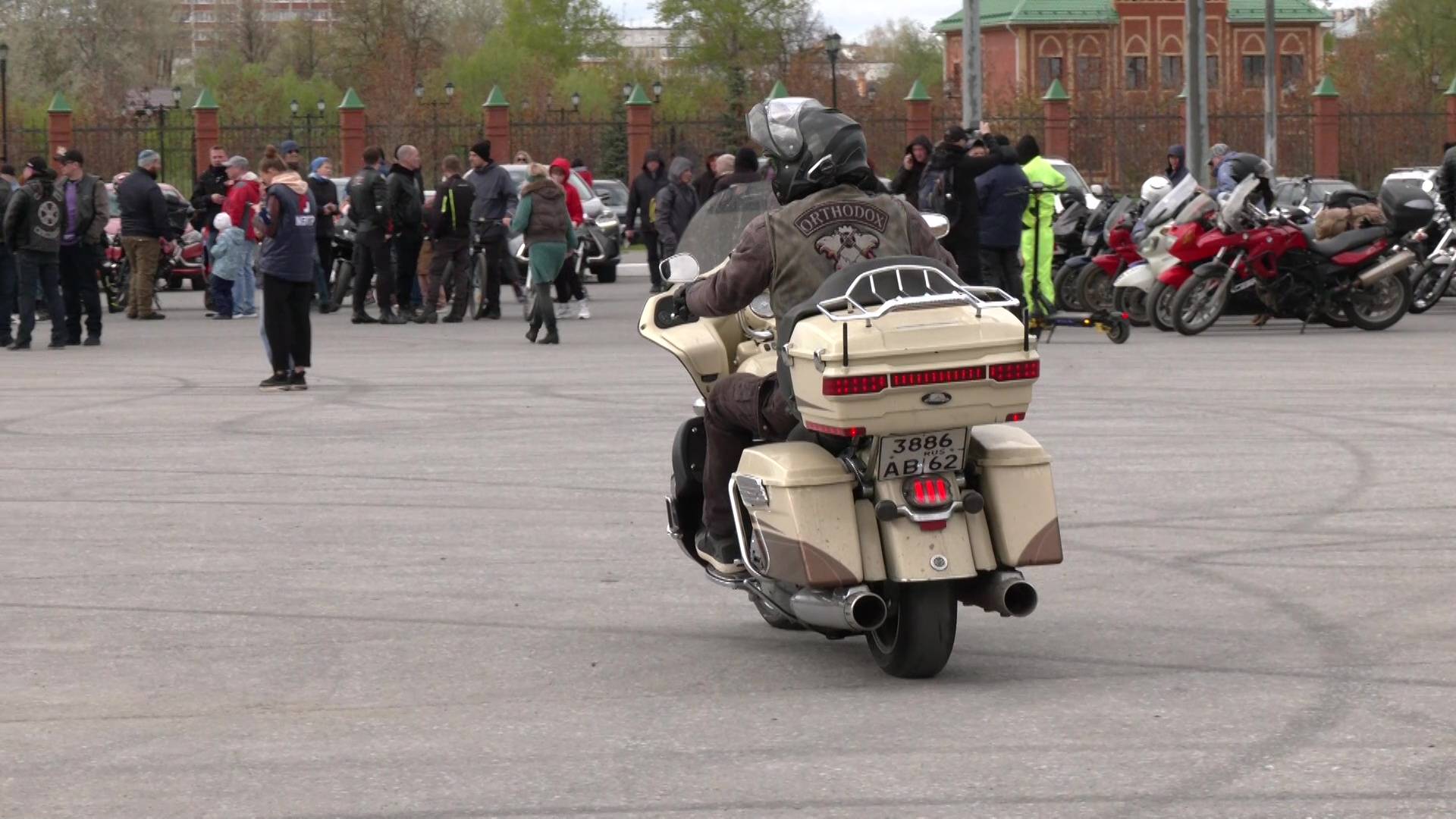 Байкеры открыли мотосезон в Йошкар-Оле смотреть онлайн