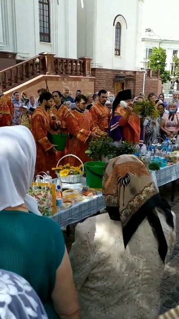 Симферополь.Александро-Невский собор. Медовый Спас.14/08/2021/ смотреть онлайн