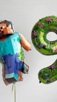 Шары на 9 лет в стиле Майнкрафт с фигурой Стива