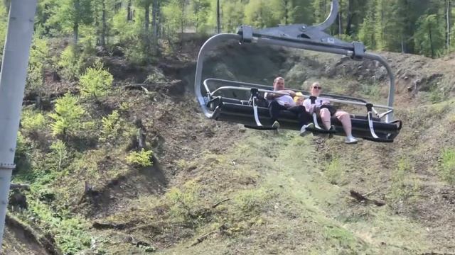 Подъем к водопаду Поликаря