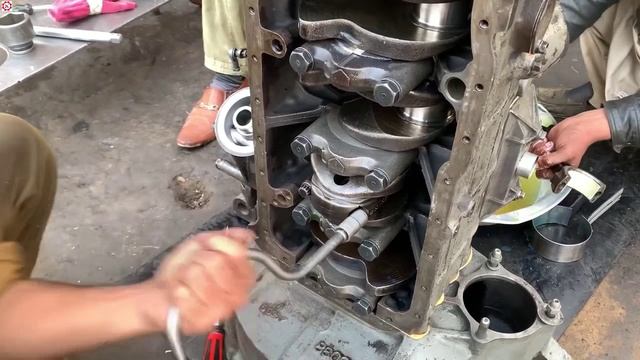 Сборка дизельного двигателя.