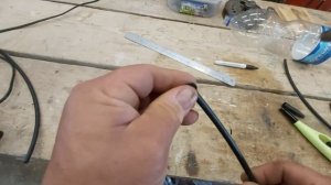 Удобная кормушка для пчёл из пластиковой бутылки. Закорм пчёл на зиму.
