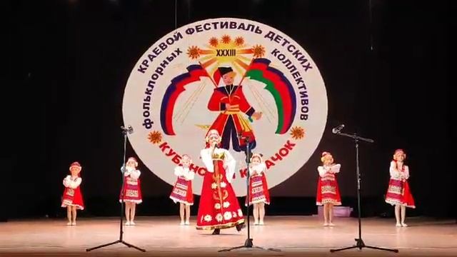 Краевой "Кубанский Казачок",солистка ансамбля "Азовочка", Диана Маслова,рук.Татьяна Шавырина смотреть онлайн