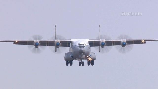 посадка Ан-22 Антей RF-09309 смотреть онлайн