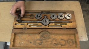 Вопрос. Куда это вставляется? Гусары, молчать!!! )))