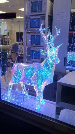 Красивый голографический олень