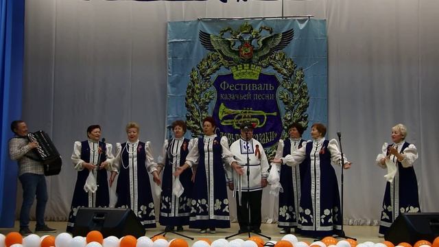 17 Ансамбль «Ивушка» – «Оренбургские казаки» Руководитель Т. С. Дмитрюк