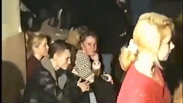Дискотека 90 х В сельском клубе