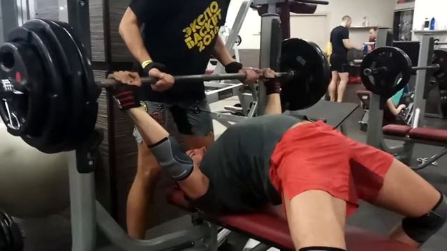 Жим штанги лежа 150x1не пожал смотреть онлайн