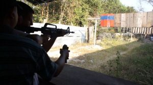 Стреляем из М16