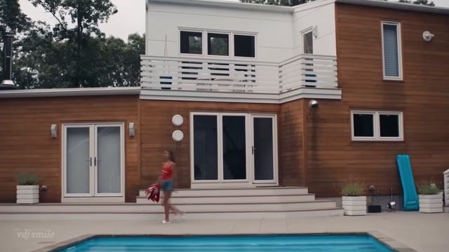 Очень секси!Танцует, стриптиз, пластика,красавица, тверк, шест, музыка, басс,спорт,sex,sport,гоугоу смотреть онлайн