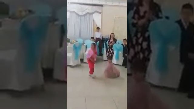 Джими-джими ача-ача Айлина смотреть онлайн