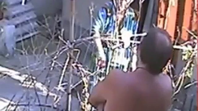 Покалечь себя, чтоб посадить соседа Если проиграла су? смотреть онлайн