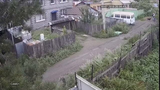 старуха алкашка упала и ревет1 01 R 072018201400