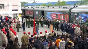 Во Владикавказе торжественно встретили агитпоезд Минобороны