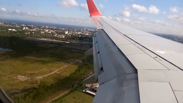 Заход и посадка в Пулково Санкт Петербург. Боенг 737-800. смотреть онлайн