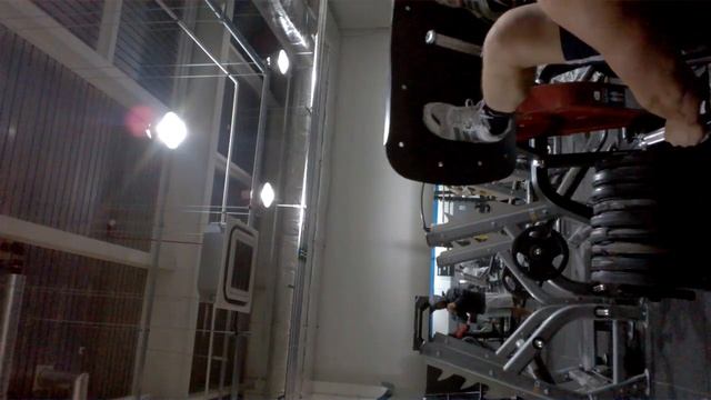 450 КГ.жим ног.