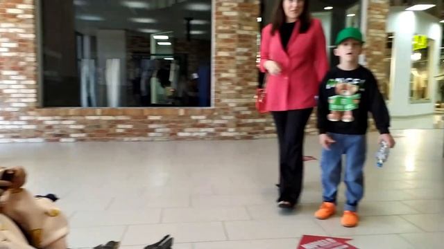 #ProVlogs Выставка Марвел Саратов, День смайликов и Добряков смотреть онлайн