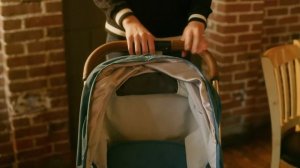Коляска UPPAbaby Minu V2 на прогулке