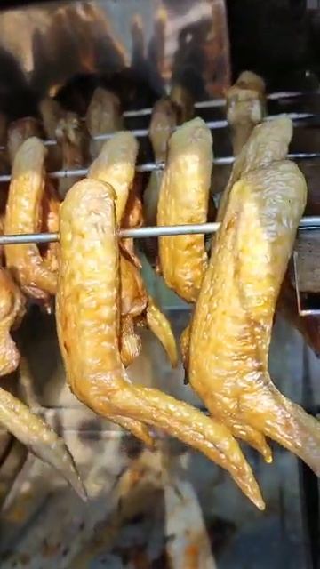 Коптильня для дачи.Крылышки горячего копчения. смотреть онлайн