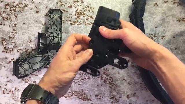 Реплика кобуры Blackhawk Serpa  lifehack