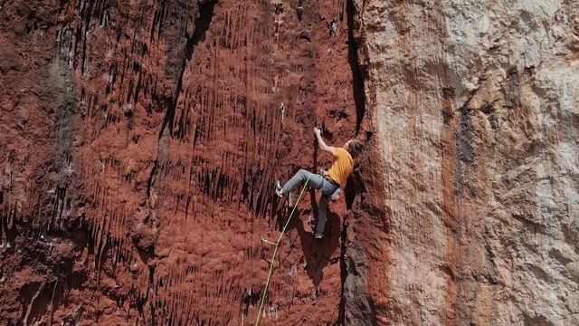 Скалолазание в Португалии | Rastafari 6c смотреть онлайн
