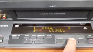 Samsung SVR-160D Hi-Fi Stereo - видак аудиомонстр.