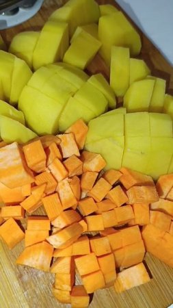 Ребрышки с овощами.