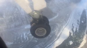 Bombardier Dash 8 Q300 Посадка аэропорт  Усть-Нера