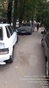 14.09.2023 Алматы Наурызбай Батыра нарушение правил парко?
