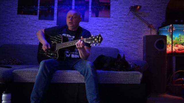 Вязаный жакет Кавер под гитару