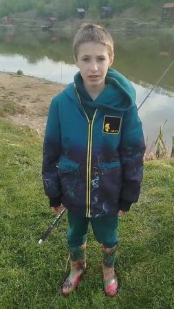 На рыбалке рассказываю стих Самуила Маршака