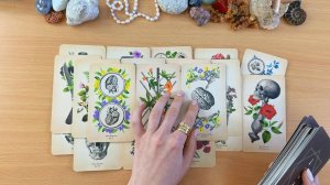 Послание от того, о ком ты думаешь так часто. Таро расклад, гадание онлайн