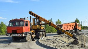 Экскаватор-планировщик UDS-114 на шасси Tatra 815 P17. Работа.