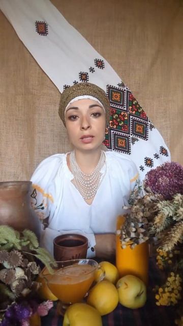 Що святити в церкві на Медовий Спас смотреть онлайн