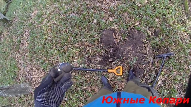 Два осенних копа, в поисках клада смотреть онлайн