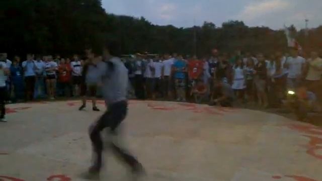 Чеченцы электр-Лезгинка Машук 2010. 1 место смотреть онлайн