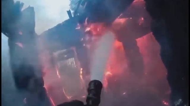 Так выглядит работа пожарного от первого лица смотреть онлайн