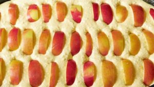 Творожная запеканка с яблоками