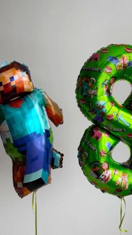 Шары на 8 лет в стиле Майнкрафт с фигурой Стива