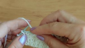 Нежный ажурный узор спицами для детской кофточки, маечки .