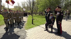 Парад у дома ветерана Великой Отечественной войны Павла Морозова