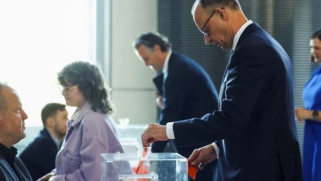 Мерц провалил первое голосование на должность канцлера ФРГ.
