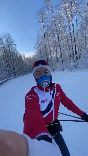 Это Татарстан, детка🥶Угадываем погоду в комментариях #лыжи #большунов #лыжники #устюгов #непряева смотреть онлайн