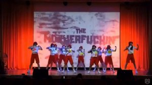 Танец "Годзилла"