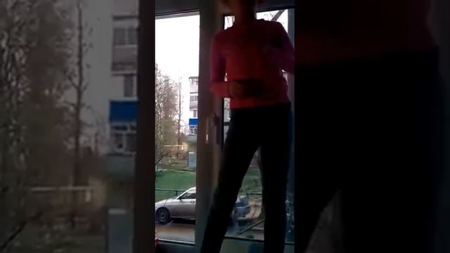 Девочка танцует под ГРИБЫ -"Тает Лёд"(СМОТРЕТЬ ДО КОНЦА) смотреть онлайн